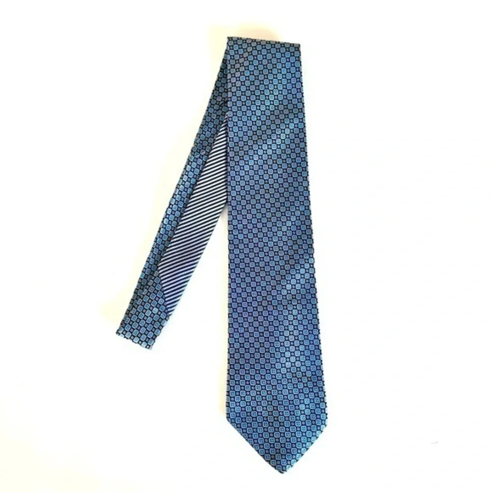 Tommy Hilfiger Men’s 100% Silk Tie 2 Tone Blue Size O/S